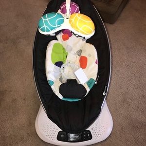 4moms Mamaroo 4 Baby Swing. EUC